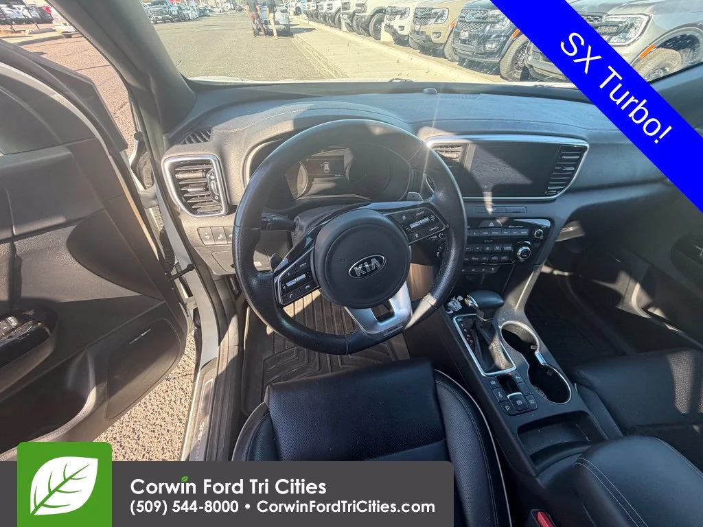 Used 2022 White Kia SX image 11