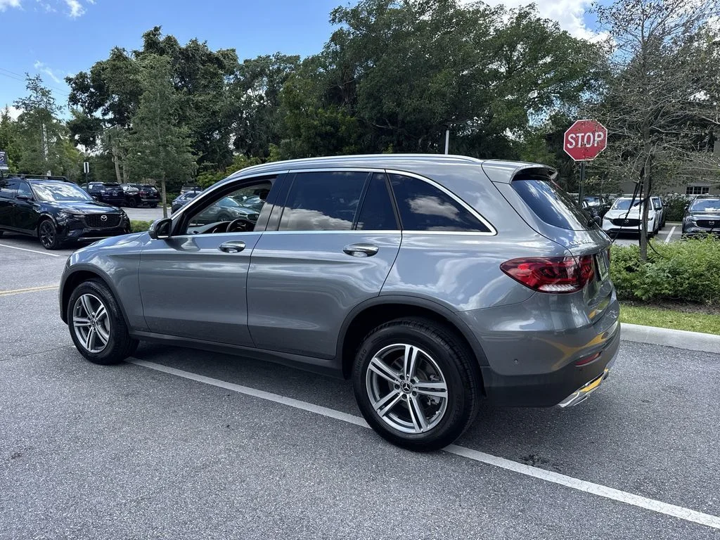 Used 2021 Graphite Gray Metallic Mercedes-Benz GLC 300 image 12