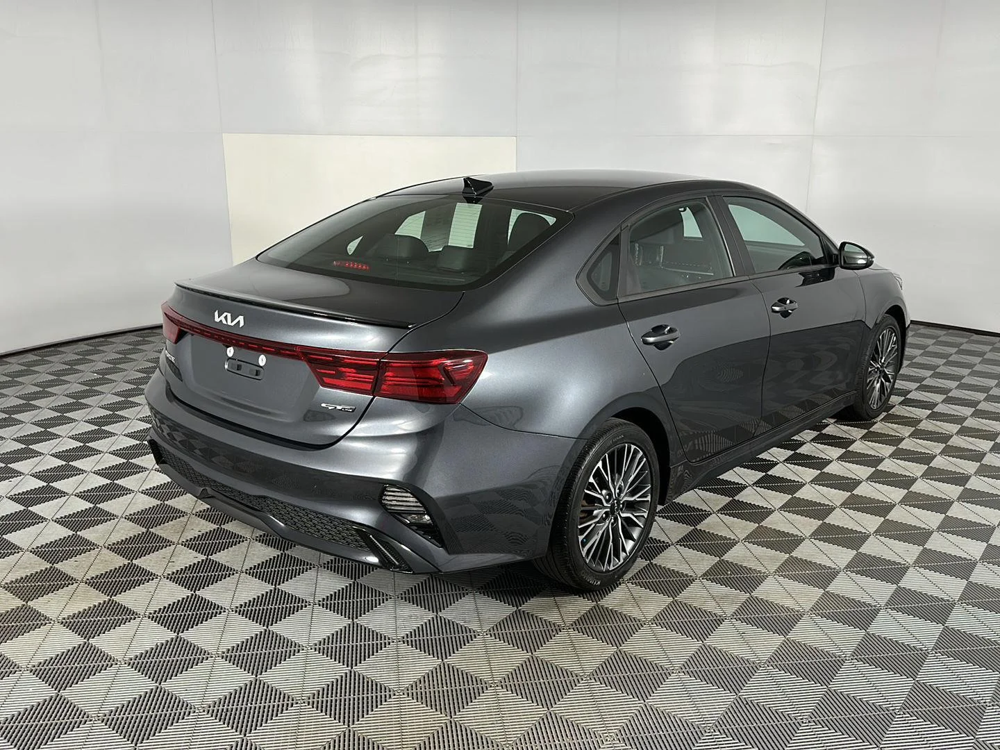 Used 2023 Gravity Gray Kia GT-Line image 14