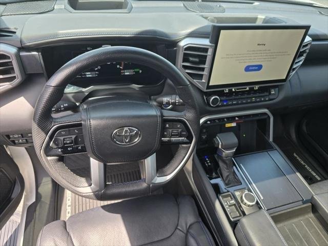 Certified Used 2024 WIND CHILL PEARL Toyota  image 28