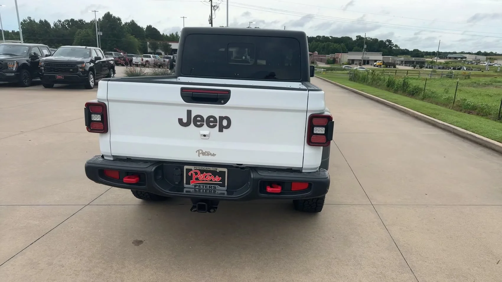 Used 2024 Bright White Clearcoat Jeep Rubicon image 8