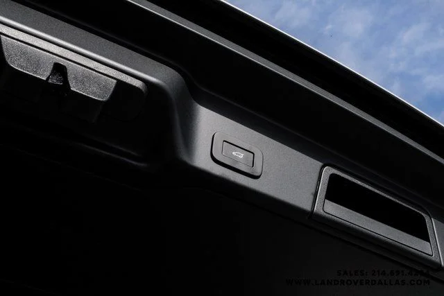Used 2025 Silver Land Rover S image 56