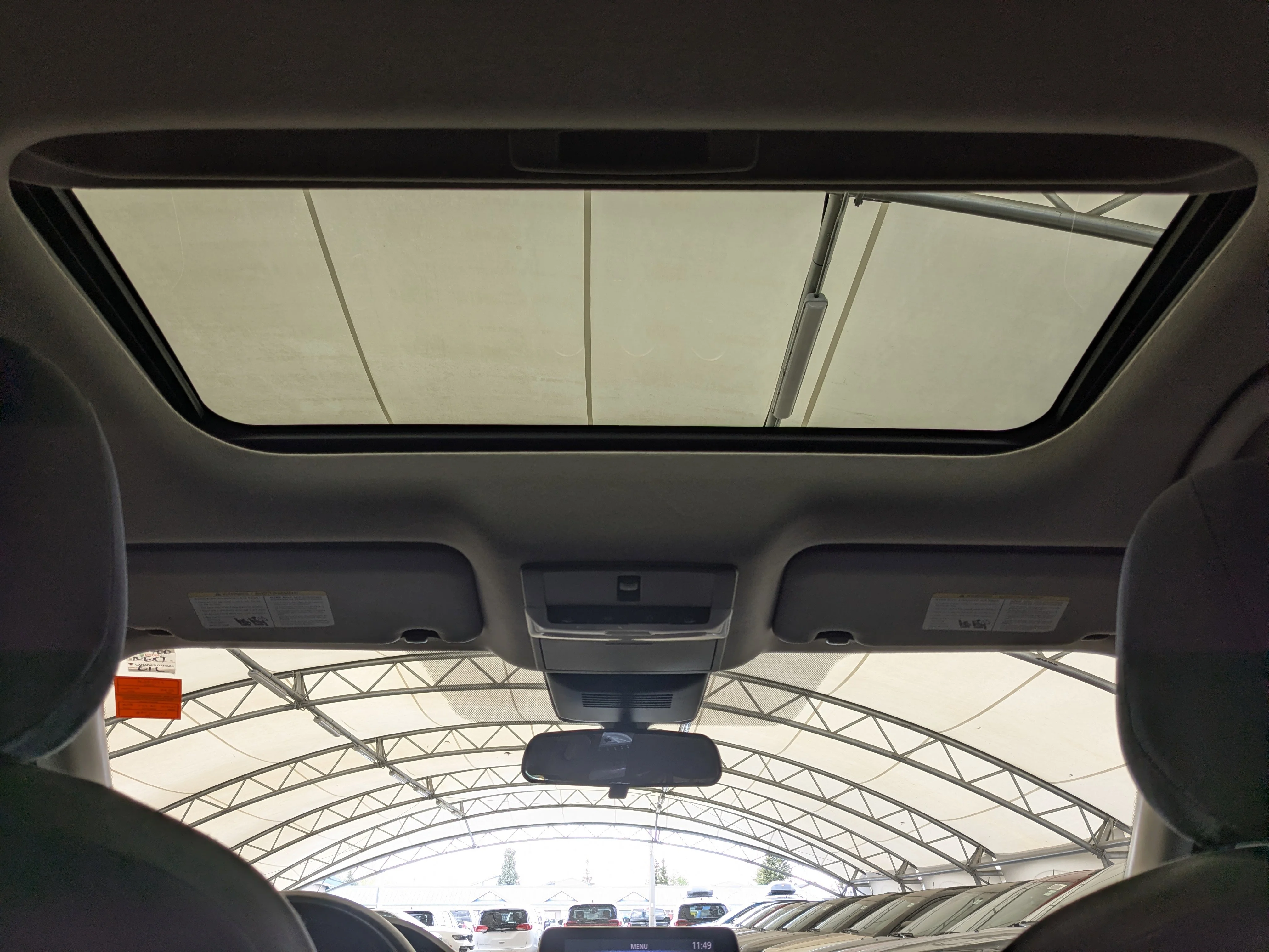 Used 2020  Nissan SR - Safety Shield 360 - Bose Audio - Surround Camera & More image 24
