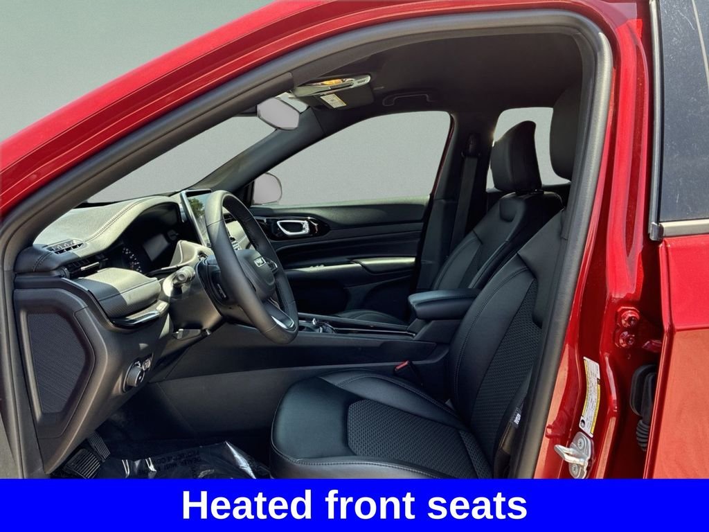New 2026 Red Hot Pearlcoat Jeep Latitude image 19