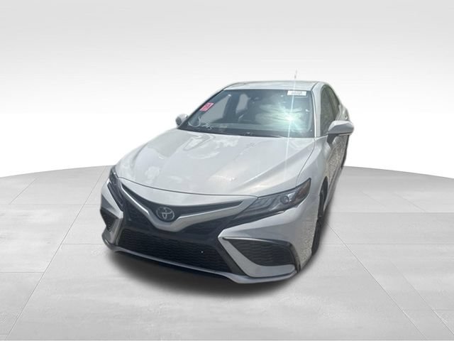 Used 2022 Gray Toyota Hybrid XSE image 32