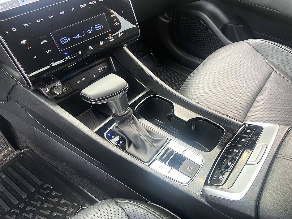 Used 2024 Blue Stone Hyundai Limited image 15