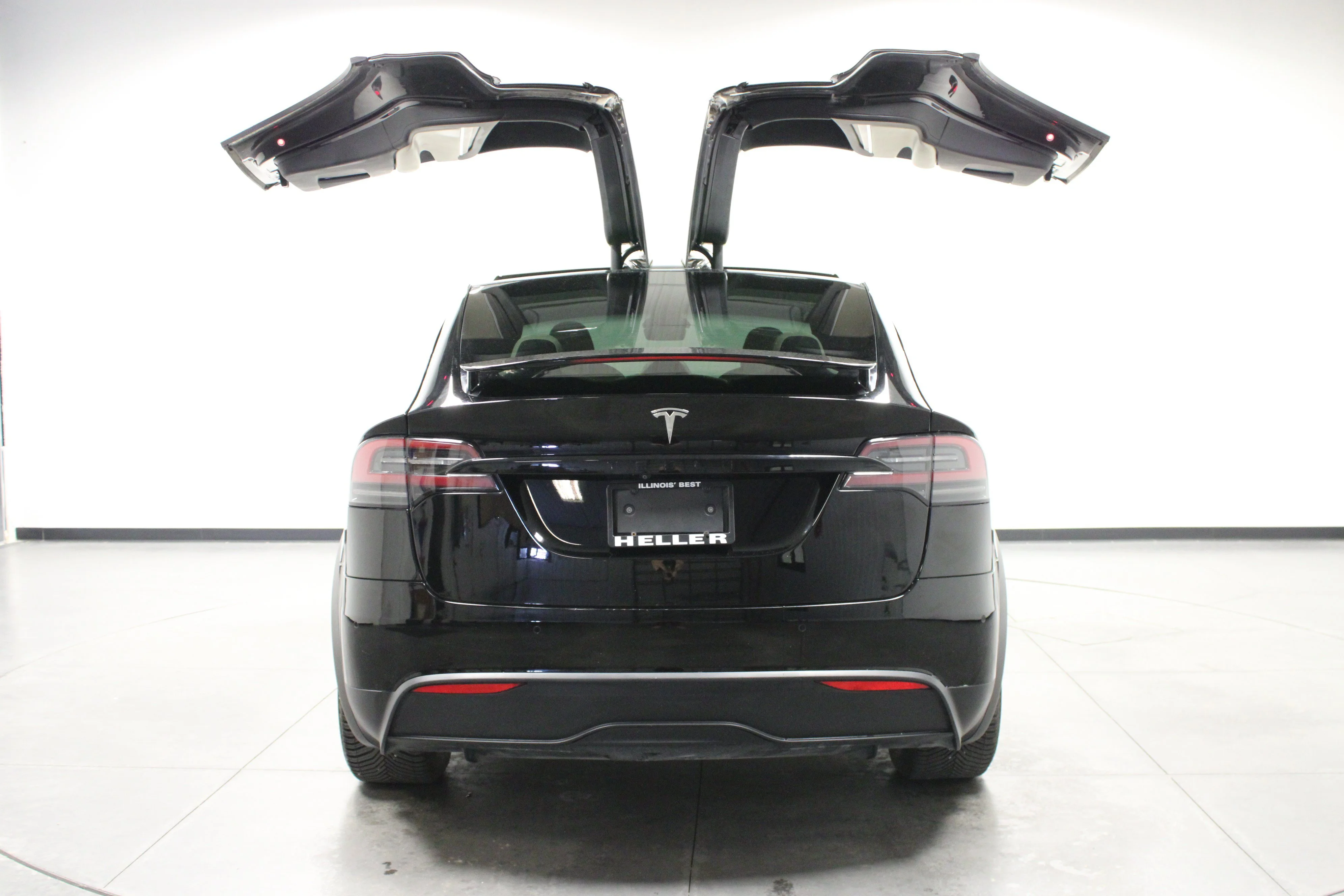 Used 2023 Solid Black Tesla Base image 18