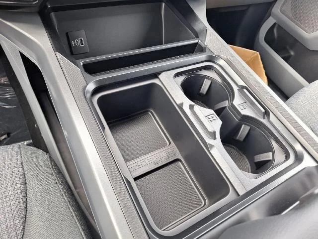 New 2026 Oxford White Ford F-250® XLT image 21