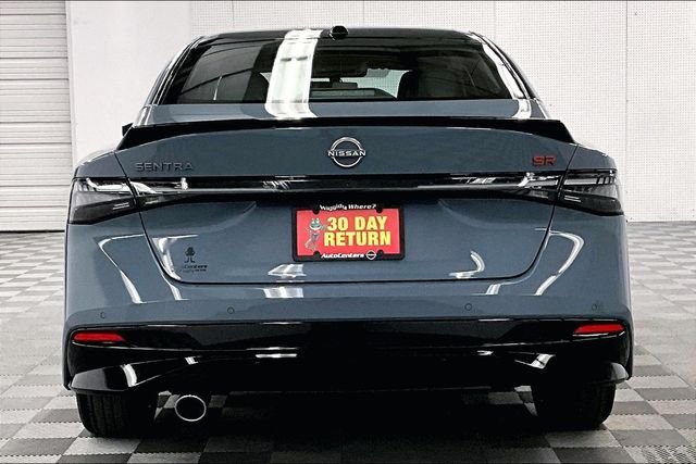 New 2026 Atlantic Gray/Super Black Nissan SR image 5