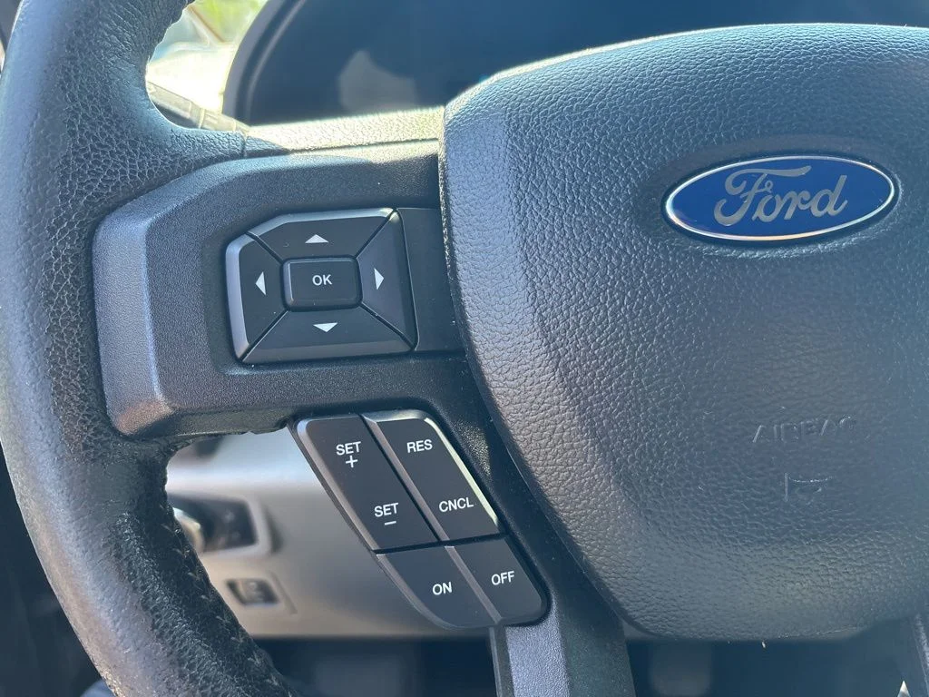 Used 2016 Shadow Black Ford XLT image 23