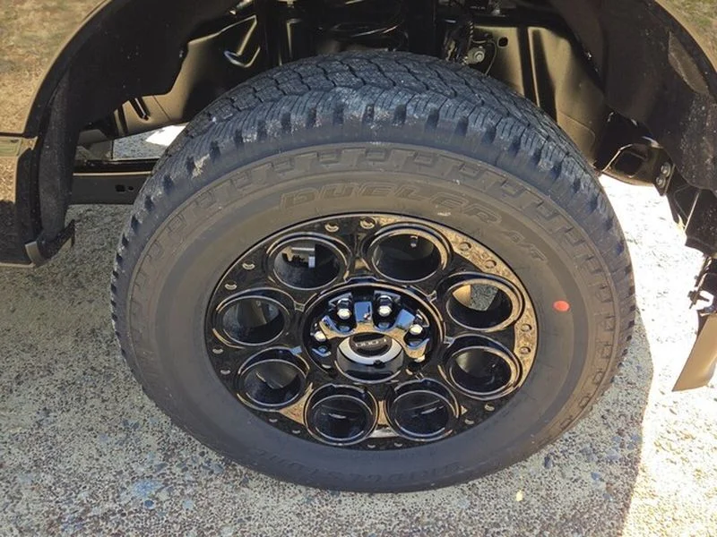 New 2026 Agate Black Metallic Ford F-250® Lariat® image 14