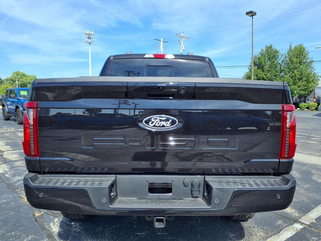 New 2026 Agate Black Metallic Ford XLT image 7