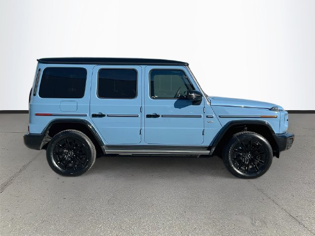 Certified Used 2025 Gray Mercedes-Benz G 580 image 5