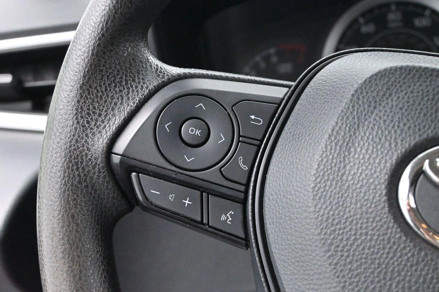 Used 2022 Celestite Gray Metallic Toyota LE image 16