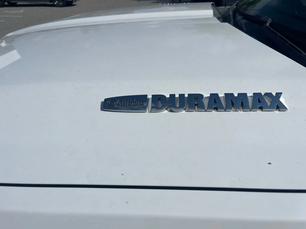 Used 2015 SUMMIT WHITE Chevrolet High Country image 5