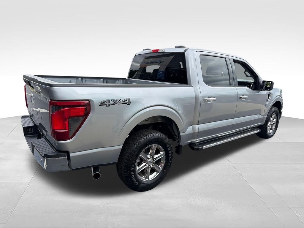 Used 2025 Silver Ford XLT image 5