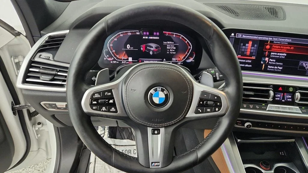 Used 2019 Alpine White BMW xDrive40i Sports Activity Vehicle w/ M Sport Pkg & Executive Pkg image 14