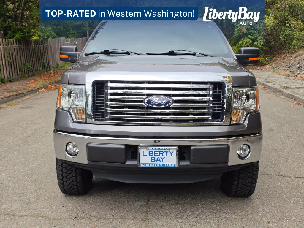 Used 2012 Gray Ford XLT image 2