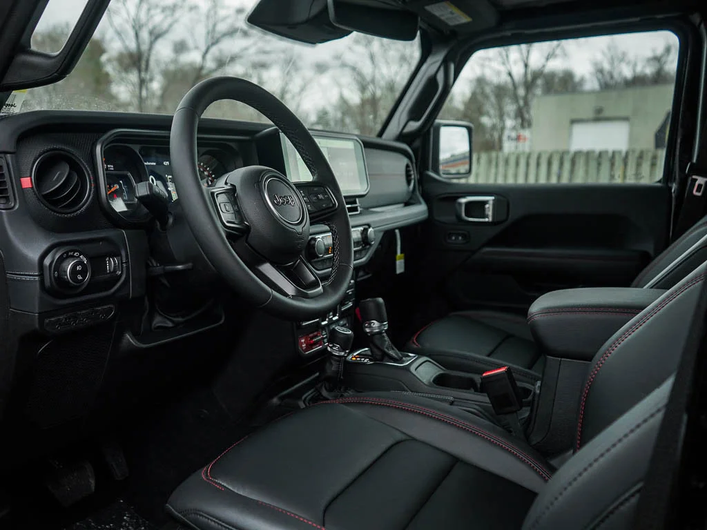 New 2026 Black Clearcoat Jeep Rubicon X image 15