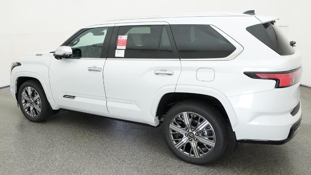 New 2026 Wind Chill Pearl Toyota Capstone image 4