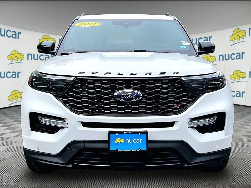 Used 2021 White Ford ST image 2