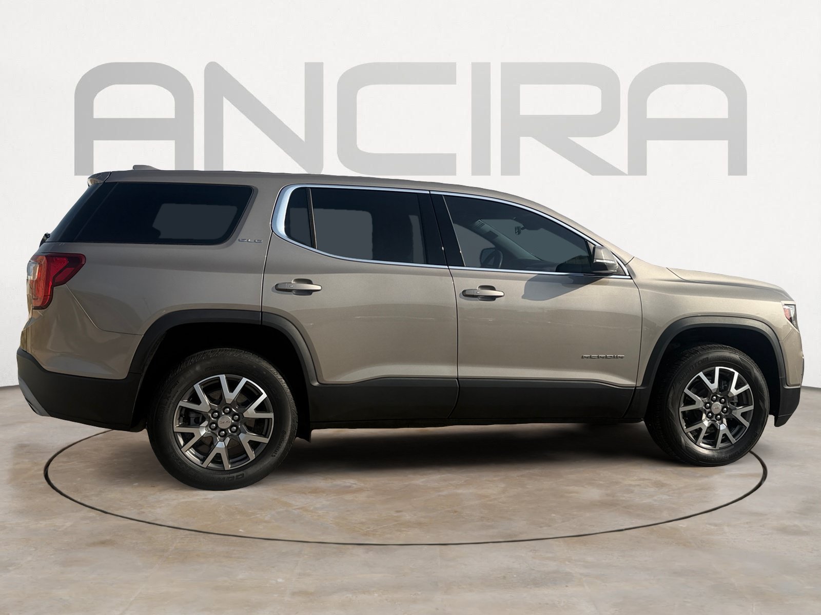 Used 2022 Light Stone Metallic GMC SLE image 11