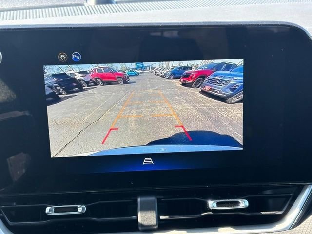New 2026 Summit White Chevrolet LT image 17