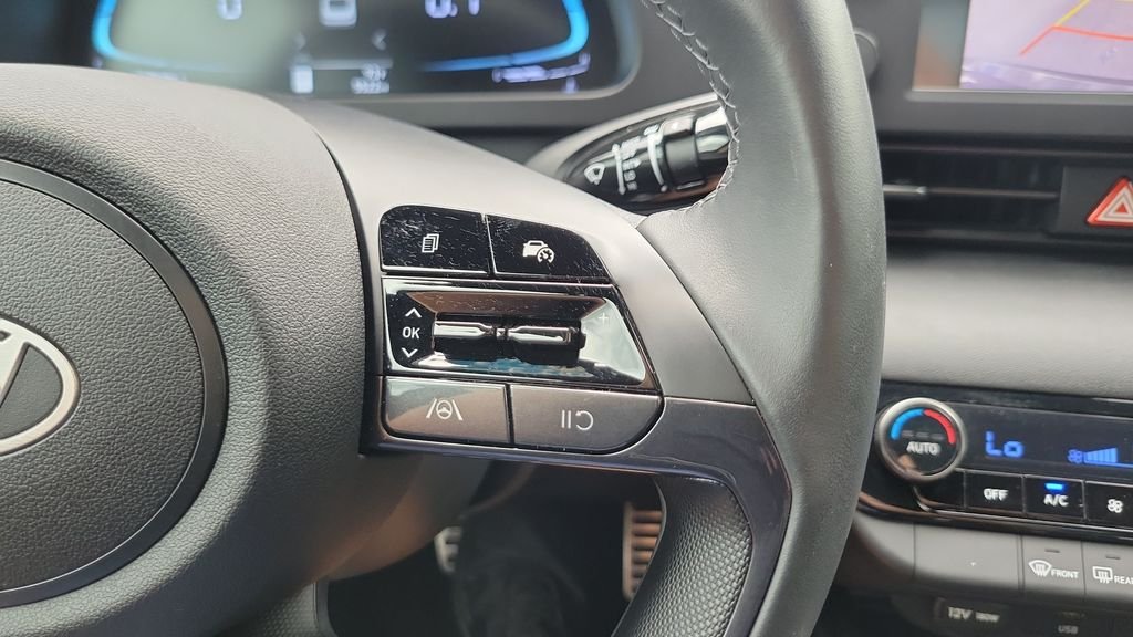 2025 Hyundai Elantra SEL - Photo 20