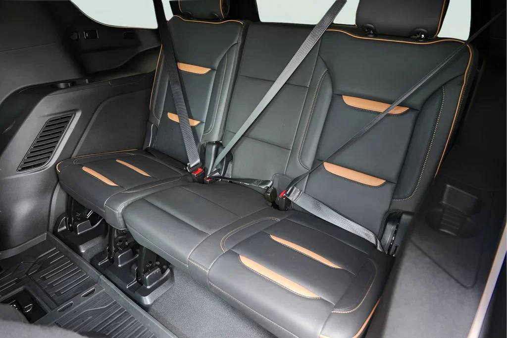 Used 2024 Black GMC AT4 image 30