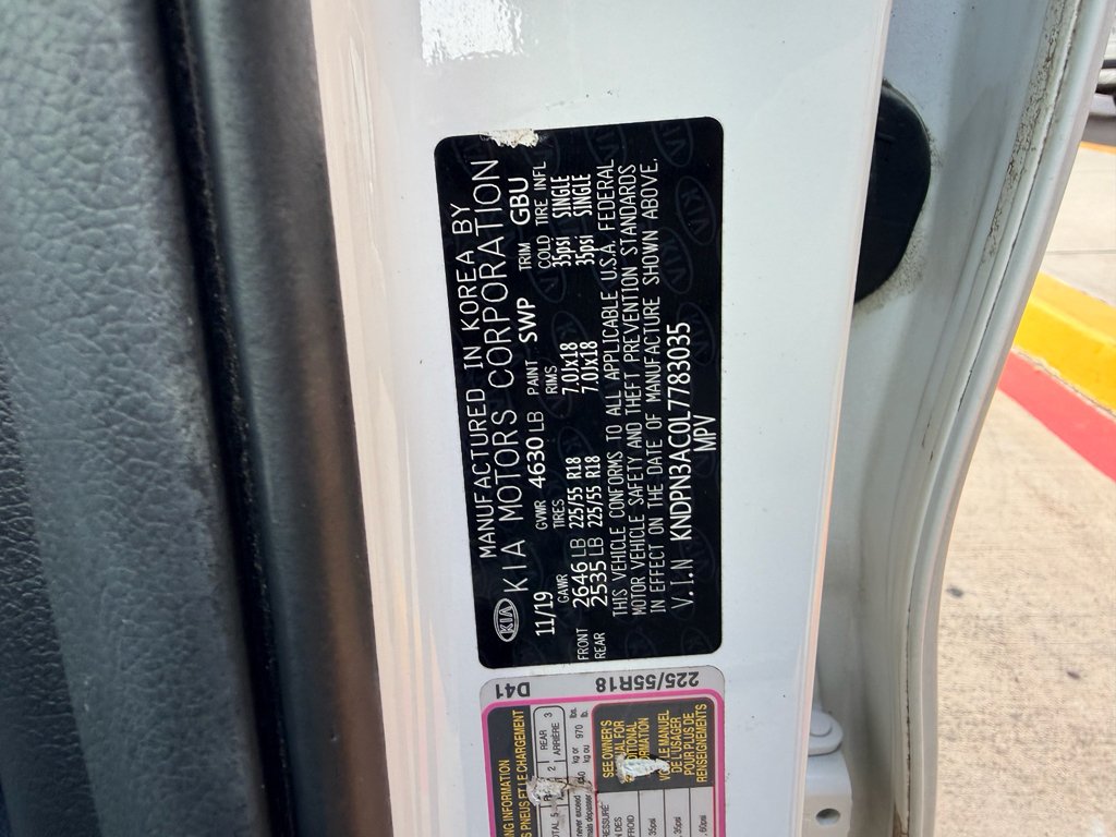 Used 2020 Snow White Pearl Kia EX image 31