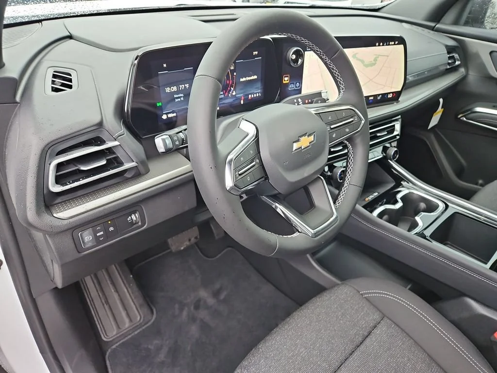 New 2026 Summit White Chevrolet LT image 2