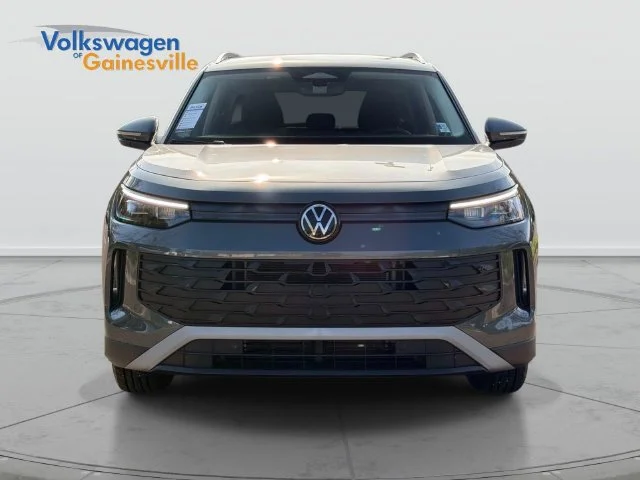 Certified Used 2025 Silver Metallic Volkswagen S image 9