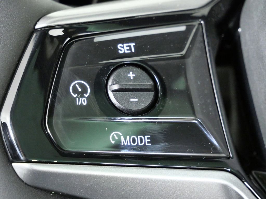 Used 2026 Skyscraper Grey Metallic BMW 30 xDrive image 40