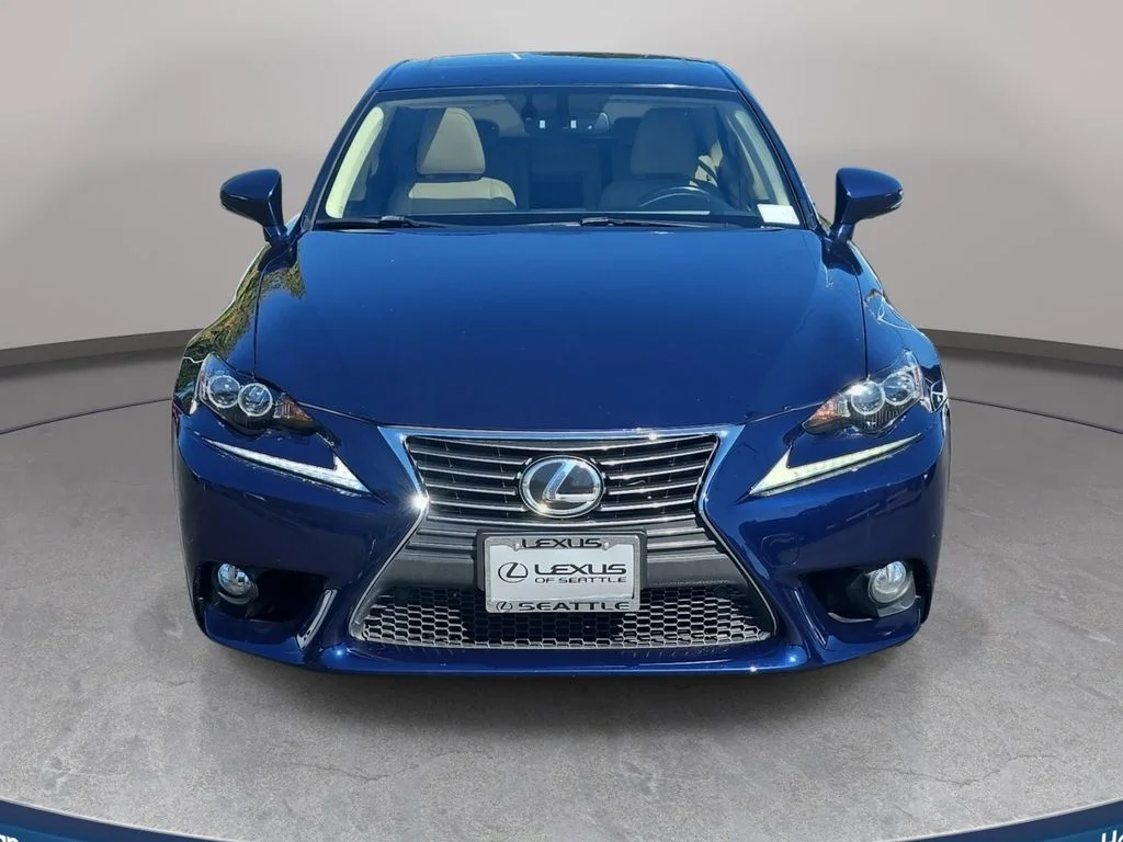 Used 2014  Lexus 250 image 3