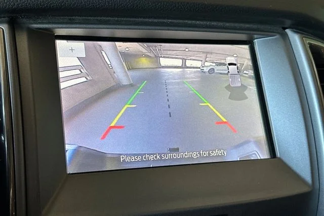 Used 2020 Silver Ford XLT image 17