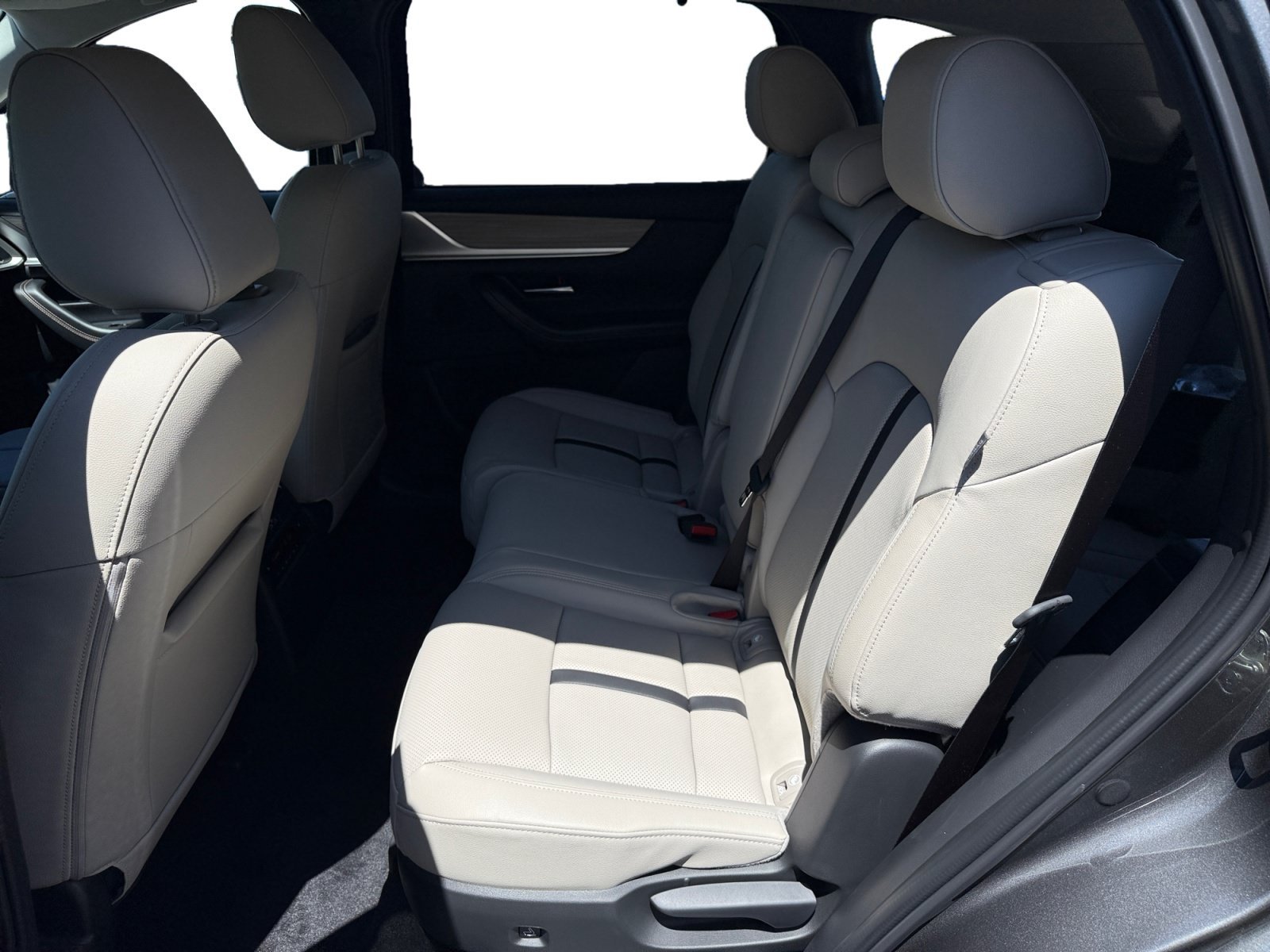 New 2026 Machine Gray Metallic Mazda Preferred image 16