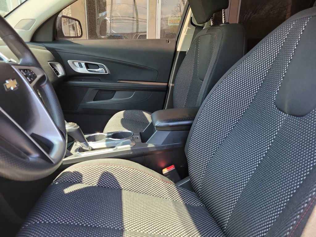 Used 2017 BLUE VELVET METALLIC Chevrolet LT image 18