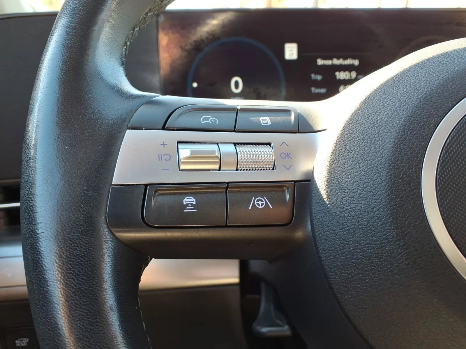 Certified Used 2025 Atlas White Hyundai Limited image 28