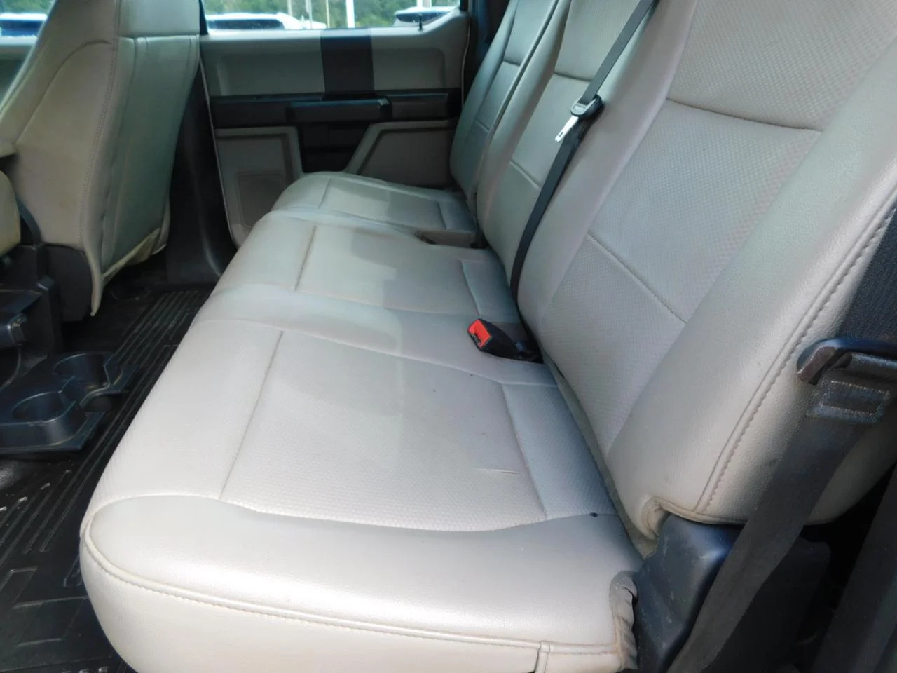 Used 2022 White Ford XL 4WD Crew Cab 6.75 ft Box image 21
