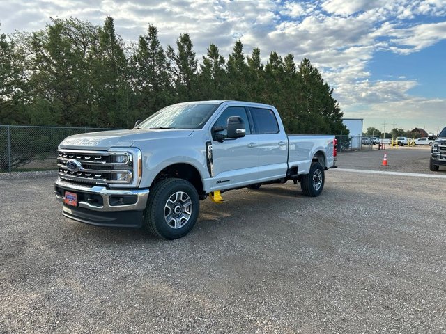New 2026 Ford F-350SD Lariat