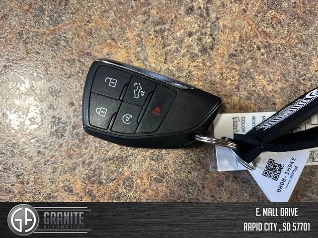 Used 2024 White GMC Denali Ultimate image 30