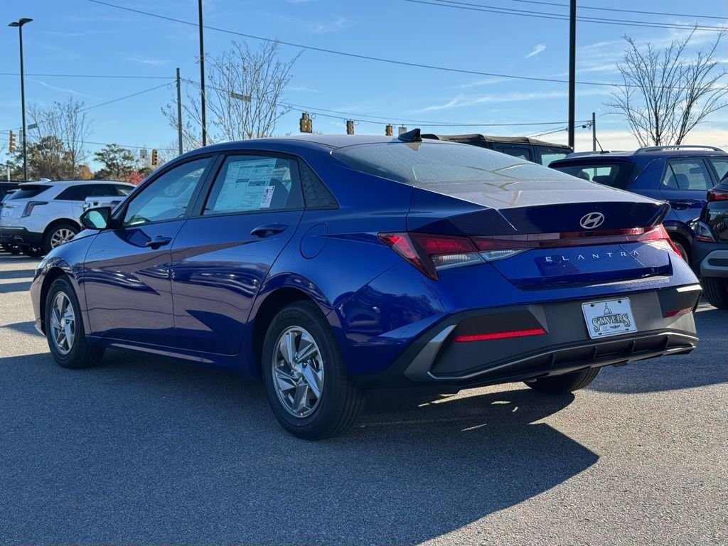 Used 2026 Blue Hyundai SE image 9