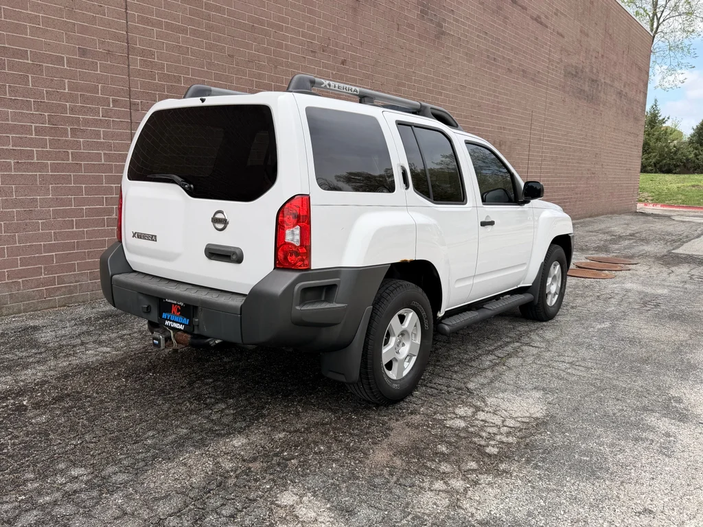 Used 2007 Avalanche Nissan S image 5
