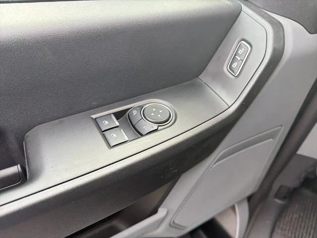New 2026 Oxford White Ford F-550® XL image 45