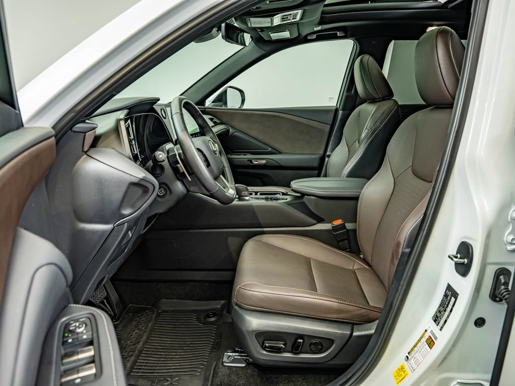 Used 2026 Pearl Lexus 350 Premium image 32