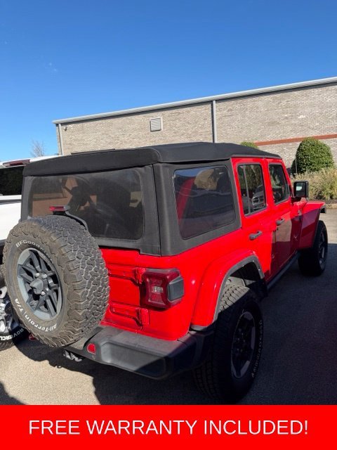 Used 2022 Red Jeep Unlimited Rubicon image 3
