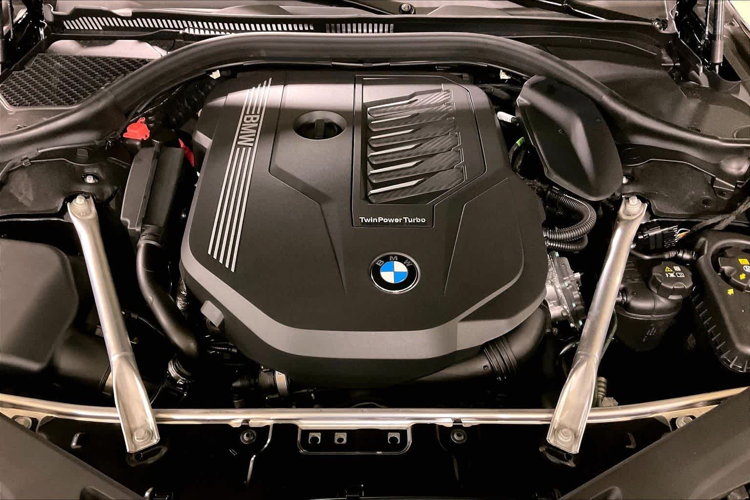2026 BMW 8 Series 840i - Photo 17