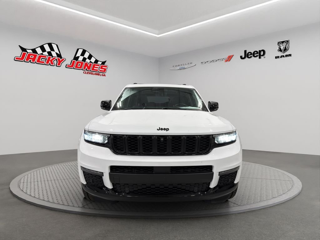 Used 2023 Bright White Clearcoat Jeep Limited image 14