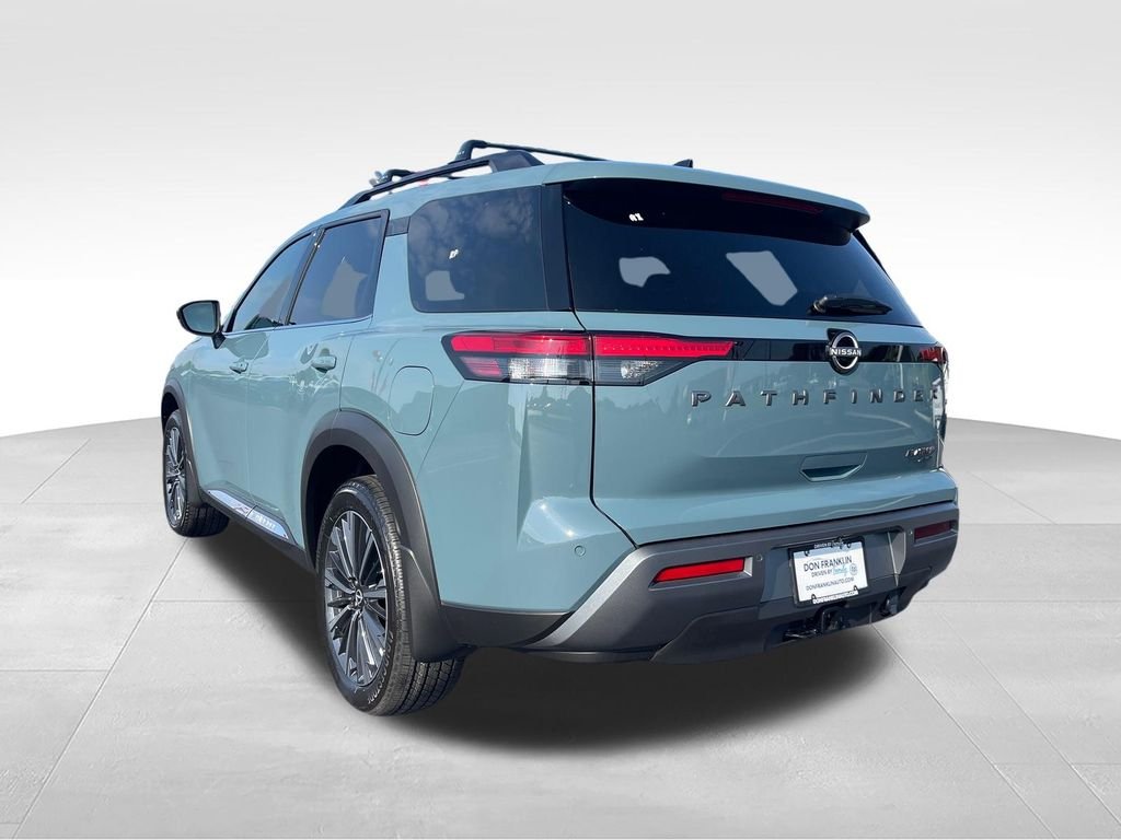 New 2026 Green Nissan Platinum image 3