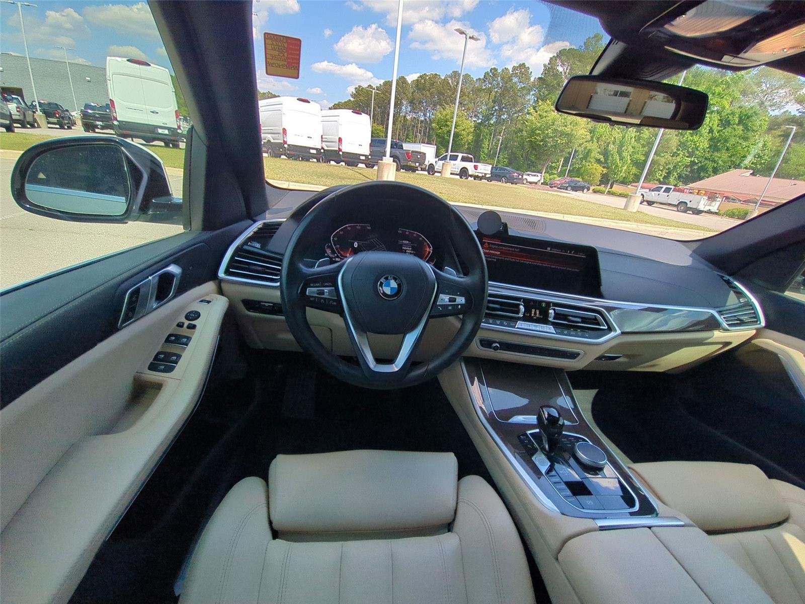 Used 2022 Alpine White BMW sDrive40i image 35